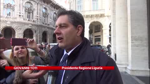 Protesta dei tassisti, scontri a Roma. Toti alla delegazione: 