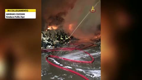 Incendio alla Ferdeghini di Follo, il sindaco: 