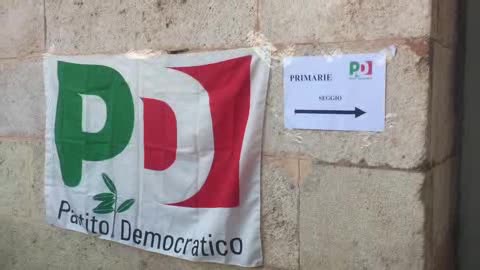 Primarie Pd, seggi aperti anche a Genova