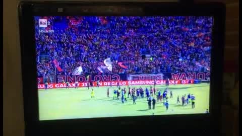 Genoa in caduta libera e alla Rai si schierano urlando 'Forza Crotone'