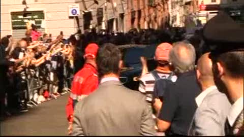 Papa Francesco a Genova, l'arrivo del Pontefice in Cattedrale