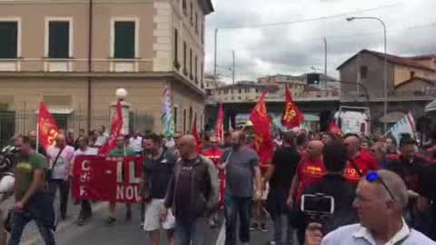 Ilva, sciopero a Genova: il corteo diretto verso via Cantore