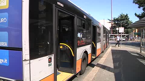 Da lunedì al via gli orari estivi dei bus, ritorna l'abbonamento bimestrale