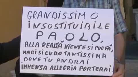 L'ultimo saluto a Paolo Villaggio, il messaggio del fan 