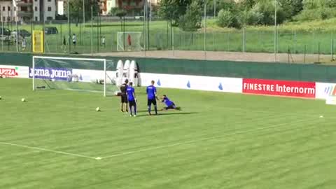 Sampdoria, Giampaolo continua a lavorare sulla parte tattica a Ponte di Legno