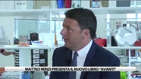 Renzi presenta 'Avanti' e si lascia alle spalle le amministrative