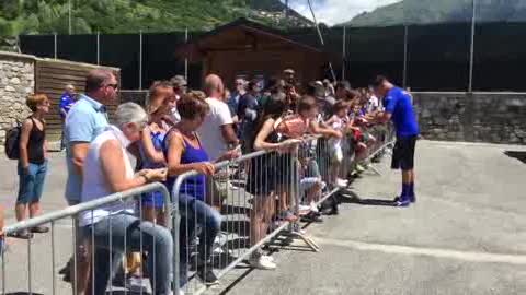 Sampdoria, sono arrivati tanti tifosi in ritiro per la prima amichevole