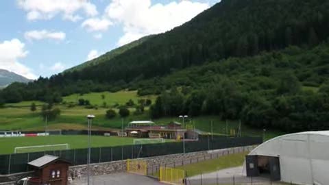 Sampdoria, le immagini realizzate dal drone sopra il campo di allenamento di Temù