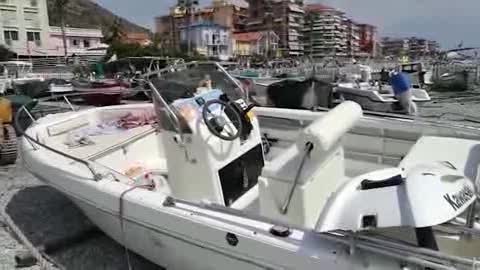 Tragedia in mare al largo di Ventimiglia: travolge e uccide il padre col motoscafo