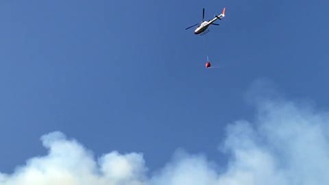 Incendio sulle alture di Vesima: fiamme vicino all'autostrada