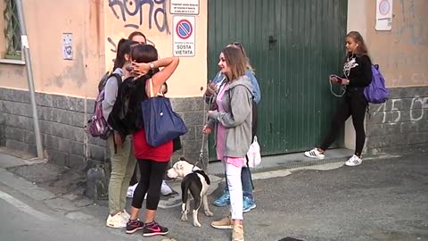 Primo giorno di scuola in Liguria, Cavo ai ragazzi: 