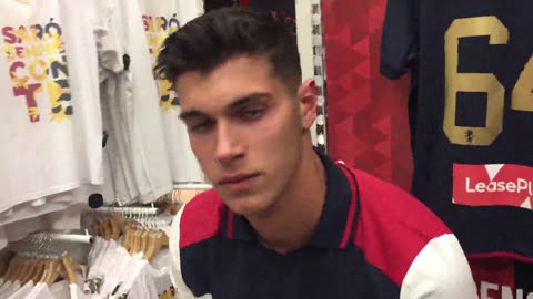 Pellegri al Genoa Store: 