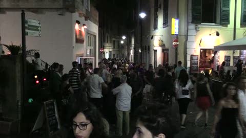 Movida a Genova, arriva il via libera: locali aperti tutti i giorni fino alle 3