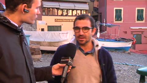 Natale a Boccadasse: red carpet, albero sulla spiaggia e mercatini