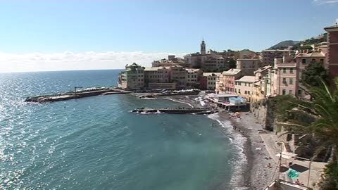 Obbligo di bottiglia d'acqua per i proprietari di cani di Bogliasco