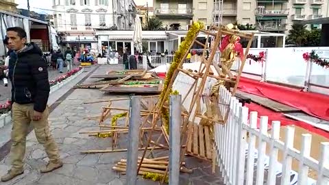 Tromba marina a Sanremo, danni alla pista di pattinaggio: le immagini