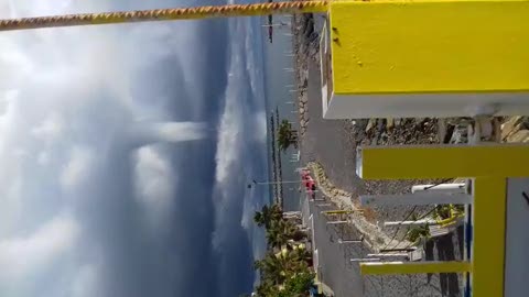 Tromba marina a Sanremo, le immagini riprese dalla spiaggia