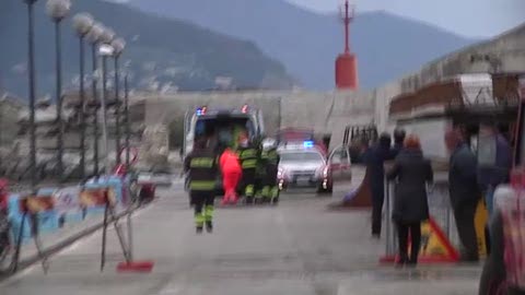 Tragedia a Lavagna, un morto e un ferito: le immagini dei soccorsi 