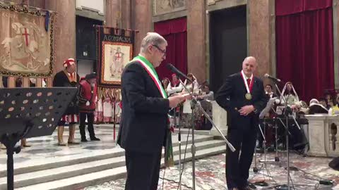Confeugo a Genova, il sindaco Bucci fa il discorso in genovese