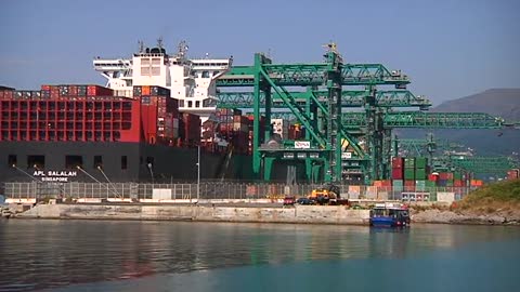 Porto, a Genova record di container. Signorini: "Pronti per le grandi navi"