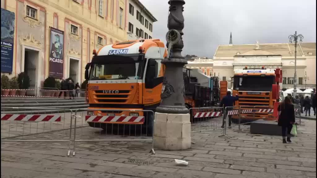 I nuovi treni per la Liguria a De Ferrari ma il contratto di servizio rischia di slittare. Prima parte