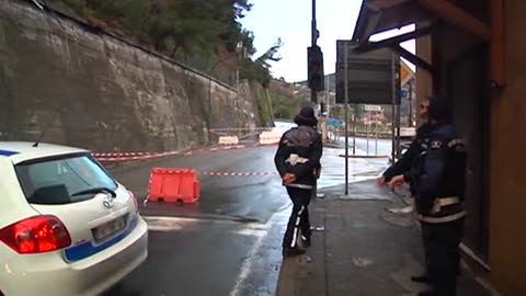 Code al casello di Sestri in attesa del rimborso per la chiusura dell'Aurelia