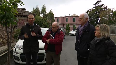 Live on the road in genovese a Multedo (2)