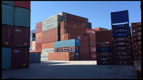 SPINELLI SU CONTAINER:  “SENZA  I VUOTI NON CI SAREBBERO I PIENI!”