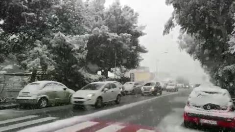 Storica neve a Ventimiglia, emergenza freddo per i migranti