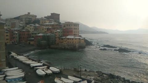 Boccadasse: mare, neve e vento, un paesaggio tutto ligure