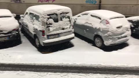 Liguria avvolta dalla neve, i vostri video: La Spezia zona stazione