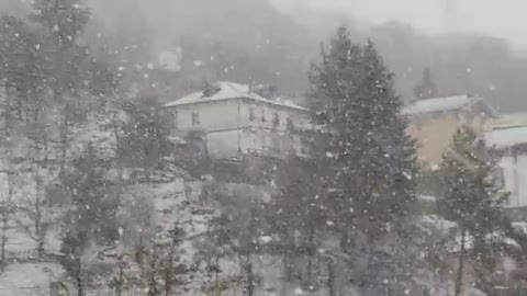 Neve nell'entroterra della Liguria, i vostri video: Mignanego