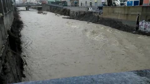 Allerta arancione in Liguria, la situazione del Chiaravagna a Sestri Ponente