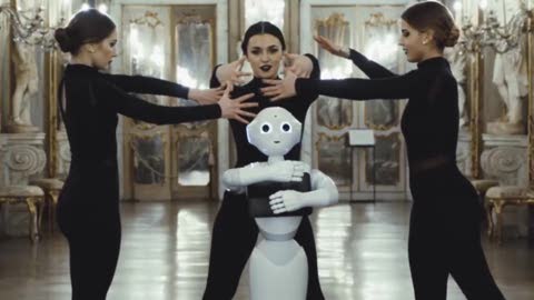 A Palazzo Reale si balla coi robot: un salto nel futuro l'11 aprile