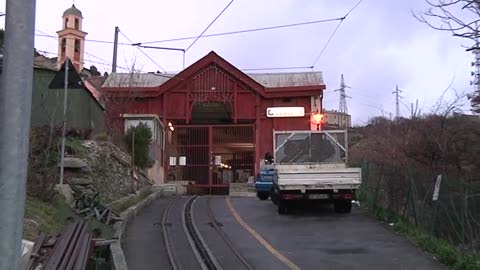 Granarolo, la cremagliera resta chiusa. Amt ai cittadini: 