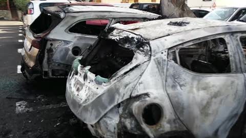 Arma di Taggia, paura in via Giovanni XXIII: quattro auto in fiamme nella notte