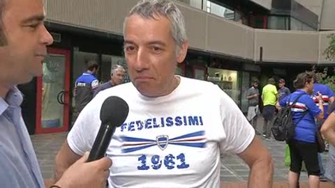 Sampdoria, protesta dei tifosi sotto la sede: 