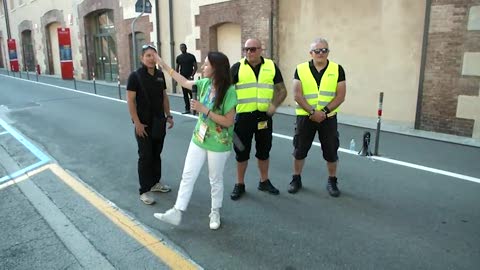 Costa Zena Festival, in attesa di Al Bano e Romina i fan cantano 'Felicità' 