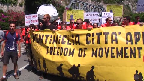 Border Crossing a Ventimiglia in attesa della manifestazione di sabato