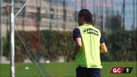 Genoa, su Laxalt il pressing di Napoli e Zenit: l'esterno uruguaiano verso l'addio