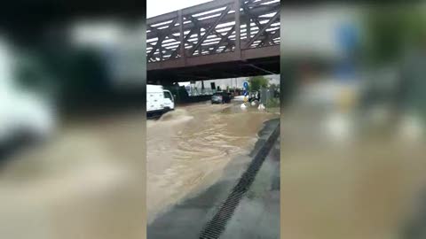 Allerta arancione, fango nelle due piazze di Porto Vado 