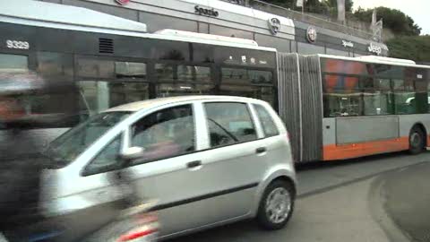 Lunedì scuola al via, ecco il piano per la mobilità degli studenti