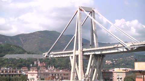 Autostrade adesso fa la dura: niente più soldi a fondo perduto agli sfollati