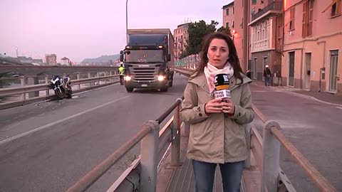 Trasta, moto contro guardrail poco prima di via 30 Giugno