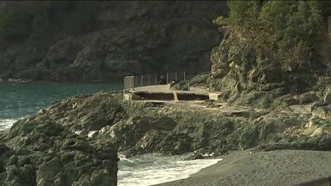 La passeggiata a mare di Bonassola danneggiata dalla mareggiata