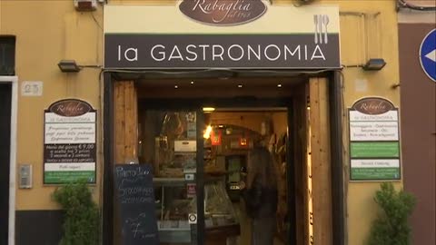 Live on the road a Genova Nervi, la voce dei commercianti: Gastronomia Rabaglia