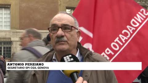 Pensionati in piazza anche in Liguria contro la manovra del Governo