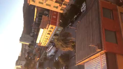 Genova, il tir sbaglia strada e all'uscita dal casello il traffico va in tilt    