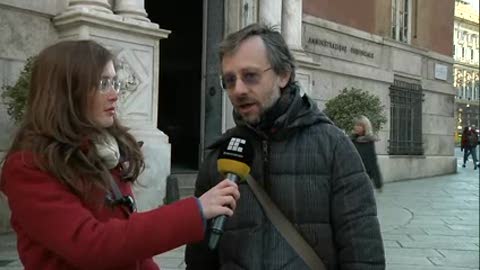 'Basta precariato' il mondo della scuola scende in piazza per il sit-in 