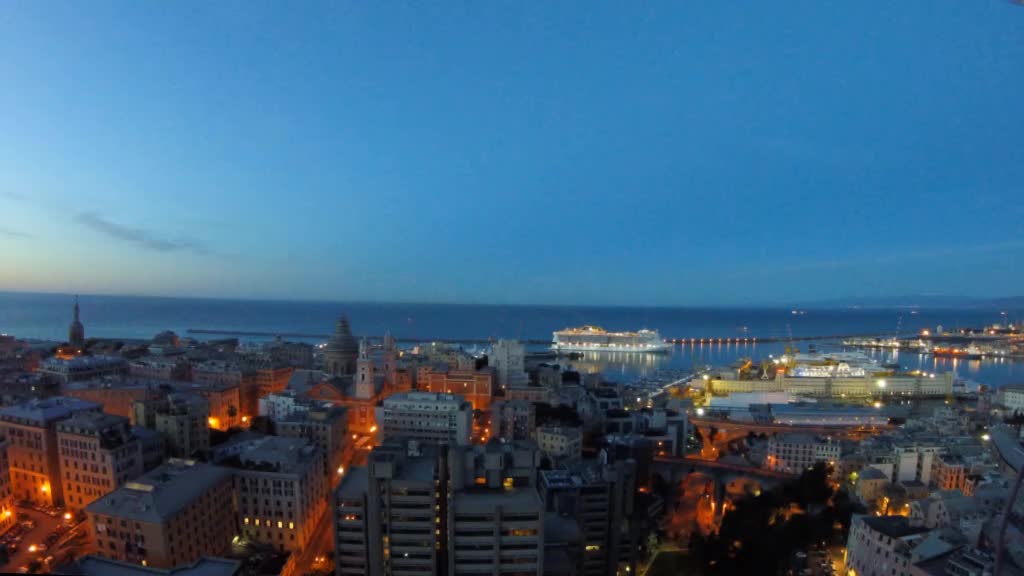 Benvenuta a Genova MSC Bellissima - il timelapse